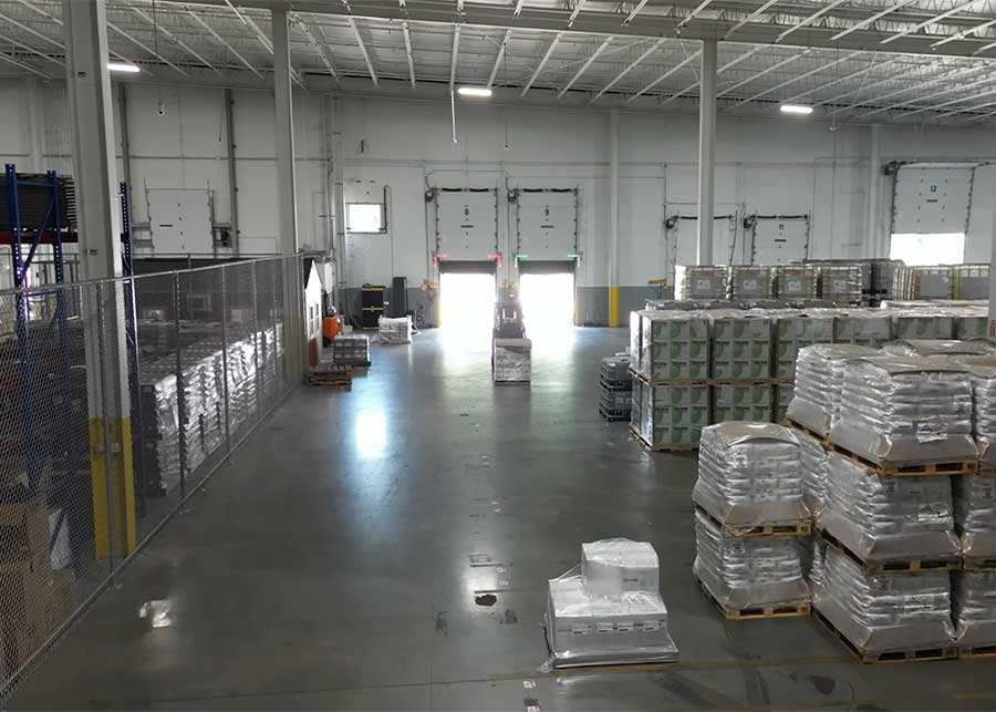 DelO warehouse ready for cross-docking and unexpected or emergency loads